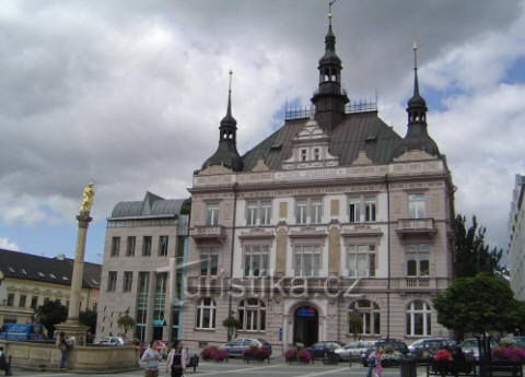 Rekonstrukce �esk� spo�itelny, Turnov